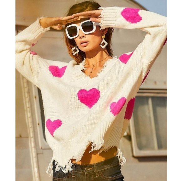 Distressed and Ripped Heart Sweater LT31145 - Picture 6 of 10